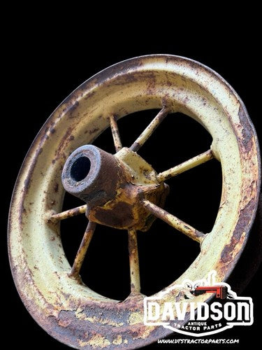 John Deere 4x16 Round Spoked Implement Rim 4 Bolt Hub Cap Antique Tractor