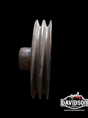 International 361 407 1026 1256 1456 856 Front Crankshaft Pulley Antique Tractor