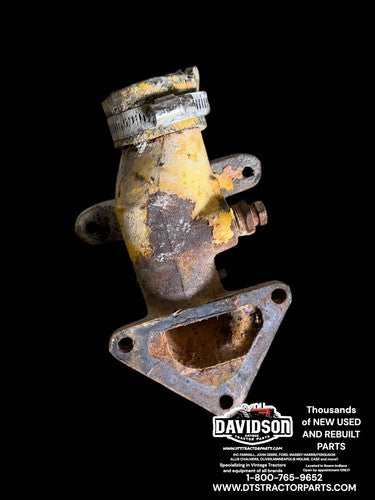 International Farmall 404 424 340 140 240  C-135 Elbow-water Outlet 367679R1