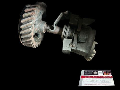 JOHN DEERE F799R GOVERNOR HOUSING G TRACTOR