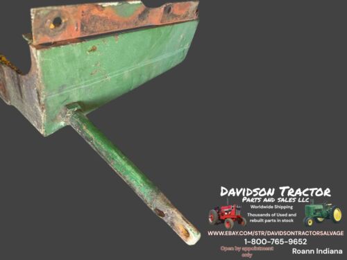 USED JOHN DEERE A4459R CAST DASH PLATE STEERING SUPPORT John Deere 60 Tractor