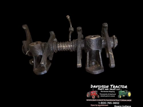 A4627R John Deere 60 Rocker arm assembly Antique Tractor