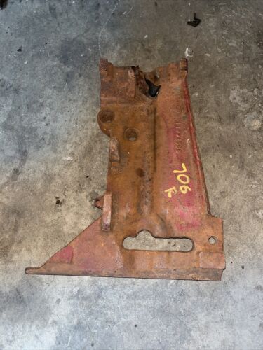 International Support-gear Selector 382744R1 706 RH