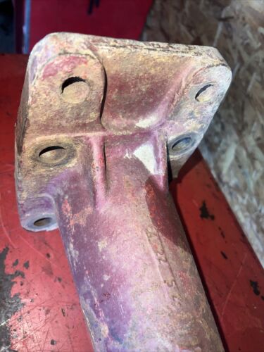 Farmall M Early SM Tractor front pedestal spindle shafts for hubs 6719DD