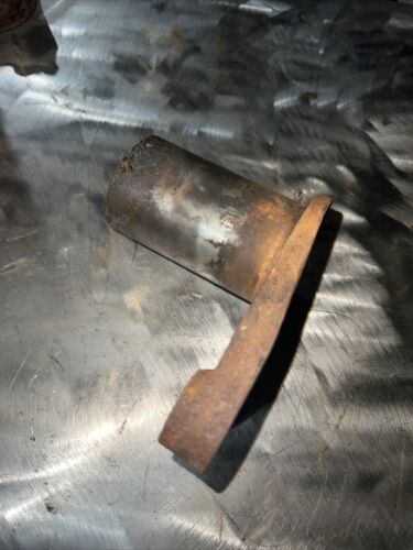 McCormick WD9 Clutch Throwout Sleeve 8872-D Antique Tractor