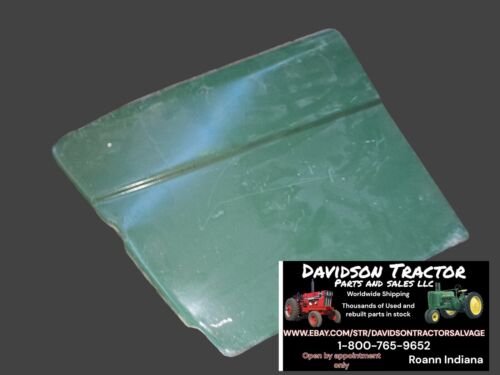 Side Panel RH fits John Deere 1830, 2020, 2030, 2120, 2130, 2640