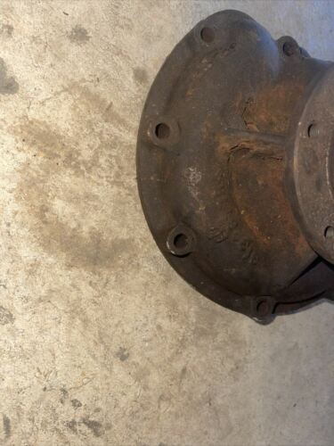 484 574 674 454 544 584 D239 Water pump