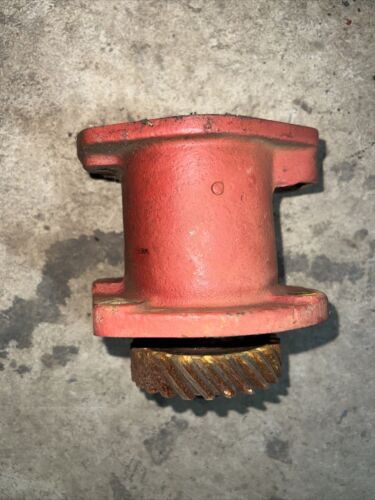 Farmall H Early SH tractor Original IH engine motor distributor drive assembly