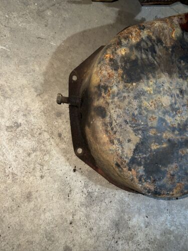 IHC Mcormick O6 Orchard Tractor Brake covers