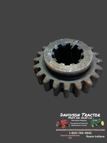 JOHN DEERE UNSTYLED B TRANSMISSION SECOND SPEED GEAR B1370R