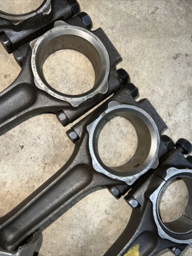Case International D206 Used Pistons W/Rods Set (4) 574 584 595
