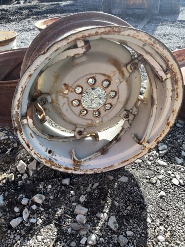 International Harvester 504 Utility 12x28 Spin Out Rim W/Center