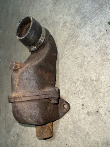 Farmall M diesel MD tractor IH engine motor top thermostat holder to radiator