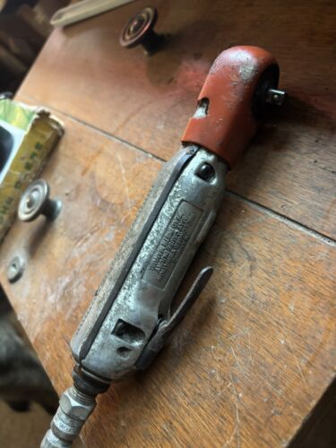Snap On 1/4" Drive Pneumatic Air Ratchet FAR25A