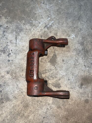 Used Clutch Release Fork fits International 660 450 Super MTA 400 Super M 560 M