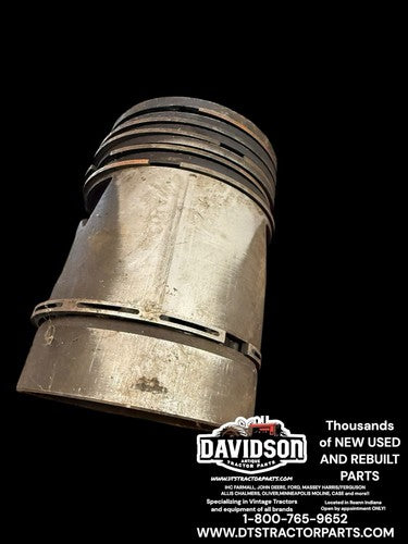 A5555R John Deere 620 630 Pistons Pair Antique Tractor