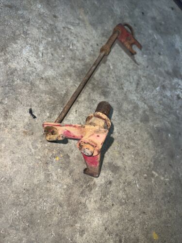 International 300 Utility Tractor Original IHC IH brake lock assembly