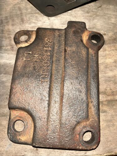 Farmall 400 450 tractor IH hydraulic block valve behind dash cover