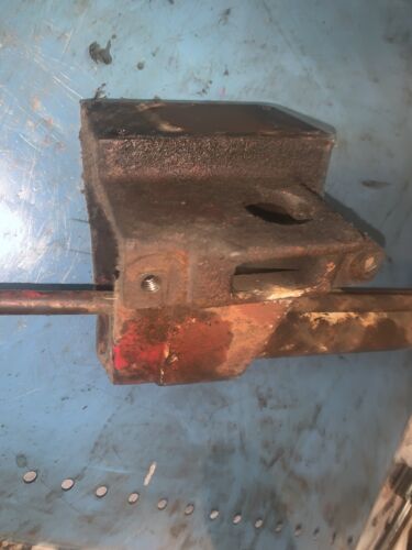 Farmall 300 350 400 450 tractor IH steering shaft main holder main bracket + fan