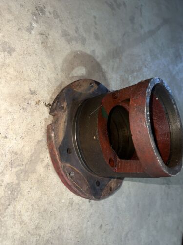 Farmall 400 450 Tractor IH BULL PINION CAGE 357033R1 Antique Tractor