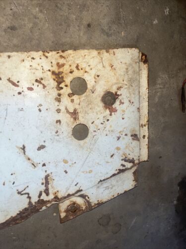 IH Farmall 806 Left Radiator side panel Antique Tractor