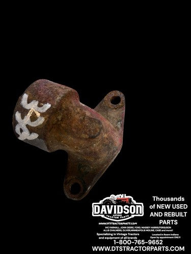 International Farmall 806 1026 1256 Oil Cooler Elbow 332554R1 Antique Tractor