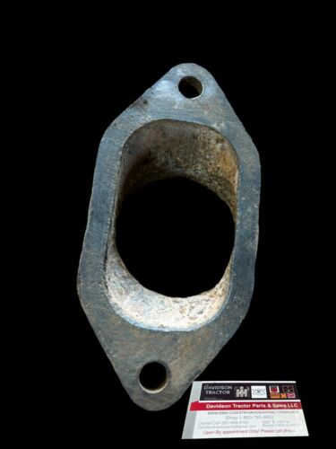 John Deere G Lower Cylinder Head Water Pipe Casting F666R