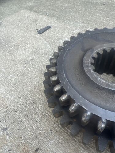 McCormick W9 I9 International Farmall W9 Standard GEAR 2ND & 3RD  Sliding