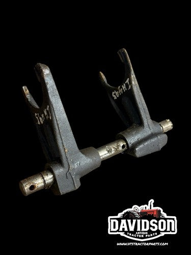 International 495 Tractor Shift Forks W/rail Antique Tractor