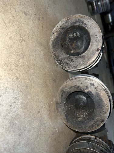 Case International D206 Used Pistons W/Rods Set (4) 574 584 595