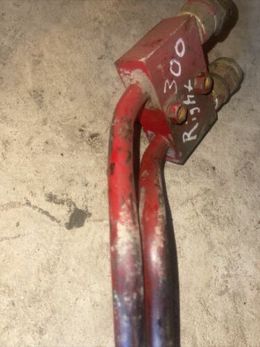 Farmall 300 RC IH tractor front right hydraulic oil lines + ex block under tank