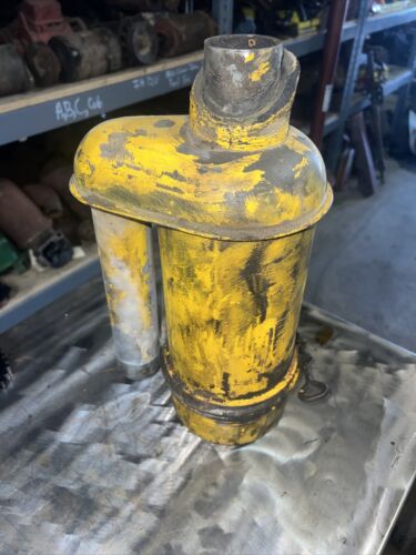 FARMALL 300 350 UTILITY AIR CLEANER ASSEMBLY