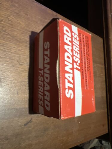 NEW ,STANDARD #SS200T  SOLENOID SWITCH   BUS/TRUCK /TRACTOR    IHC