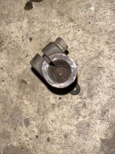 John Deere 2020 Gas Tractor Hydraulic Pump Shaft Part #T229147
