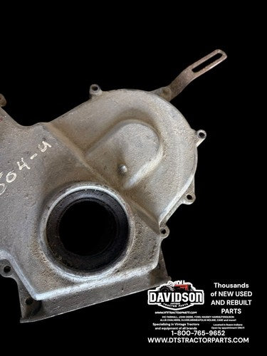 IH Farmall 504 D D188 Timing cover 308407R1