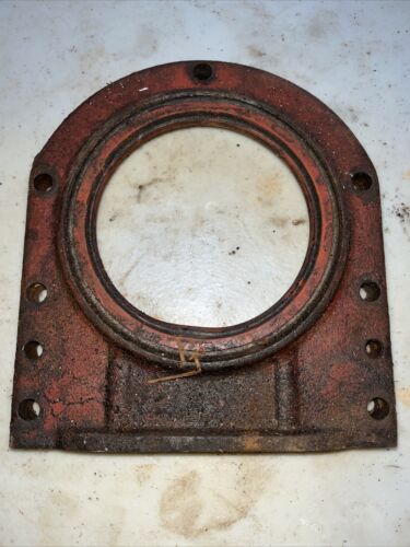 Farmall International 364 384 B275 B414 424 444 Rear Main Seal Housing 708904R1