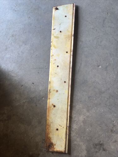 IH Farmall 806 LEFT Hood skirt panel Antique tractor