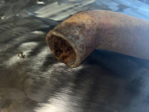 FARMALL Cub Lower Water Pipe