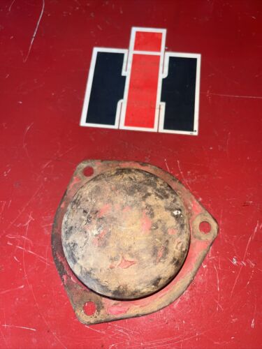 Farmall H M 300 400 Supers Hub Cap Antique Tractor