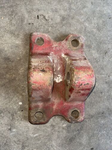 International 656 Bracket-link 525644R1