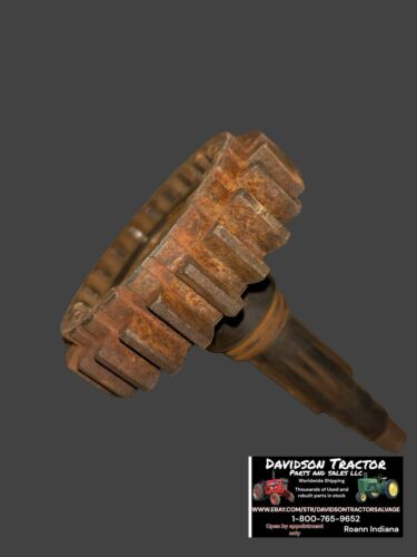 John Deere B1874R Transmission Input Gear for a B Tractor