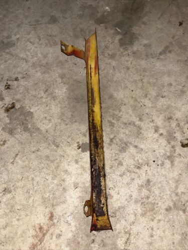 International 444 IH tractor ORIGINAL rear light wiring cover