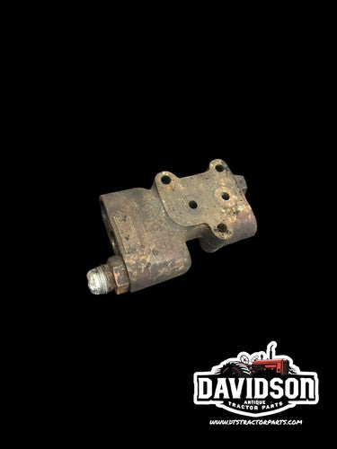International 504 Utility Hydraulic Valve Housing Antique Tractor