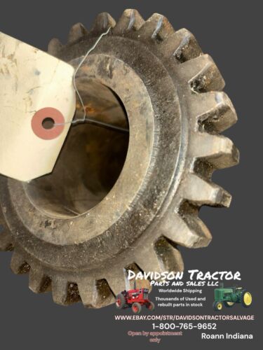 1941 John Deere A  Transmission Idler Gear A2312R    Antique Tractor