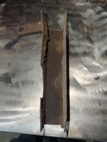 Farmall 400 450 IH tractor hydraulic line cover panel
