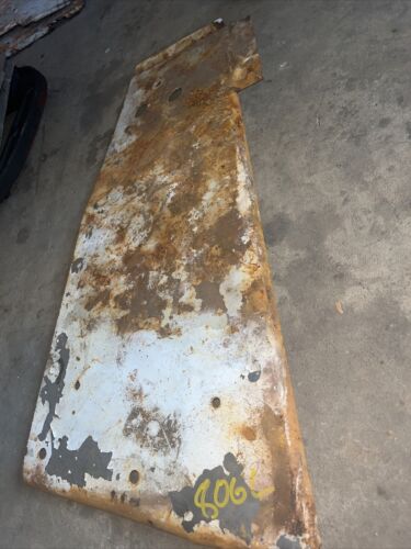 IH Farmall 806 Left Radiator side panel Antique Tractor