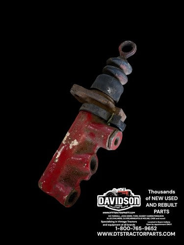 International 384 Brake Cylinder Antique Tractor