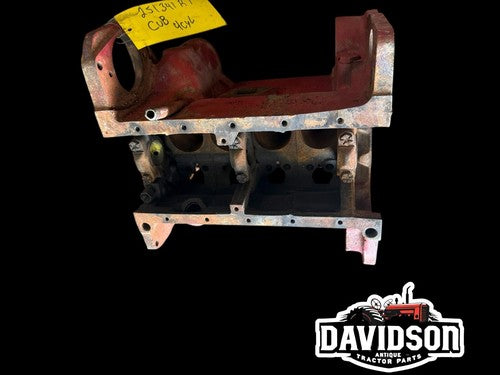 Farmall cub IH cast Engine block 251341R2 Antique Tractor
