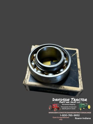 Genuine John Deere New Old Stock Adapter Bearing JD 8558 E