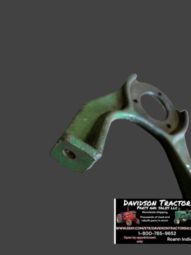 John Deere 440 power steering valve support bracket T10542T New Old Stock